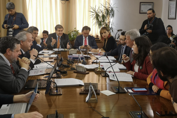 Del dicho al hecho: el fact checking al debate en torno al proyecto de 40 horas