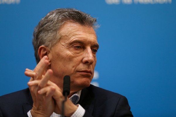 Encuestados culpan a Macri de la crisis financiera tras las PASO