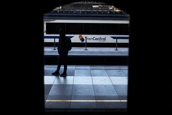 <p>Gobierno anuncia plan "Chile sobre rieles" que busca impulsar red ferroviaria por más de US$ 5.000 millones</p>