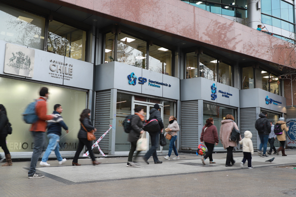 Crecen comisiones a fondos mutuos