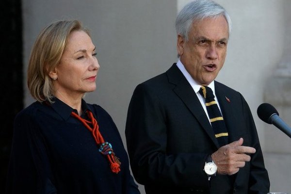 Piñera llama a reflexionar y aprender de errores del pasado a 46 años del 11 de septiembre
