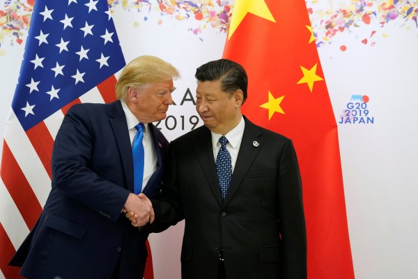 Guerra comercial: Trump aplaza alza de aranceles a China como regalo de aniversario