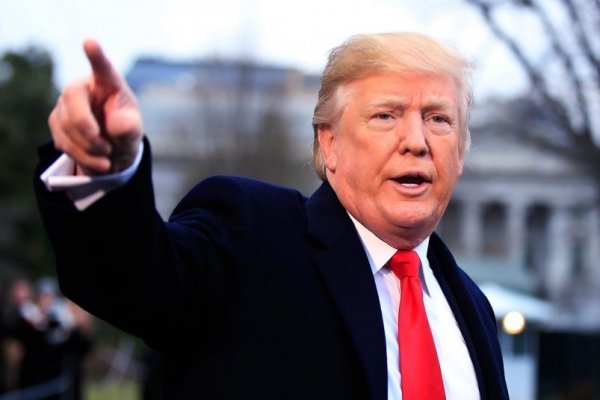 Trump ataca al BCE por recorte de tasa: "¡Les pagan por pedir dinero prestado, mientras nosotros pagamos intereses!"