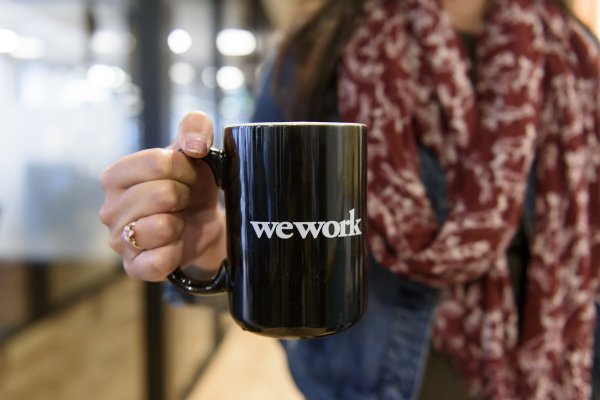 WeWork reduce el poder de su fundador en la compañía y elige cotizar en el Nasdaq