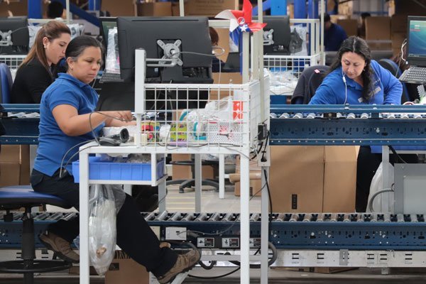 Cepal: mujeres chilenas entre las que más trabajan de América Latina