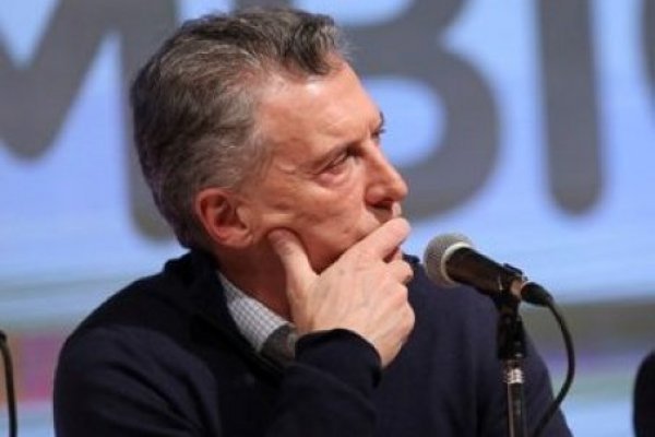 Macri se juega últimas fichas: anuncia bono a trabajadores privados y estatiza cinco carreteras