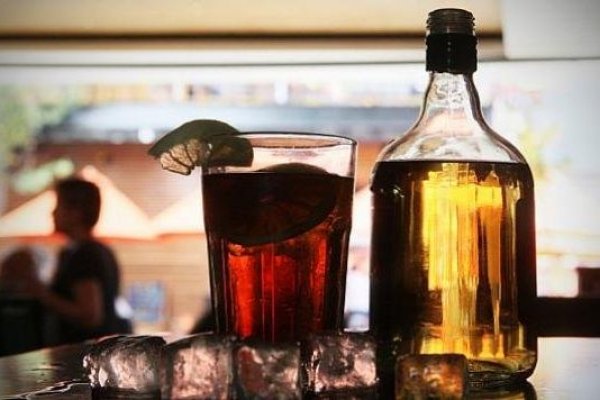 Perú apelará a fallo en Tailandia que reconoce la marca "pisco Chile"