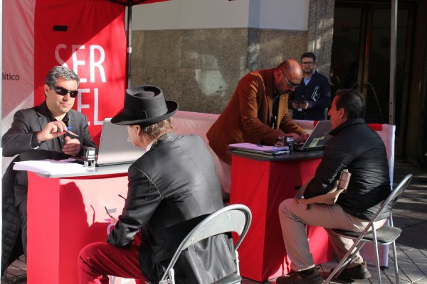 Servel realiza jornada para facilitar trámites a chilenos residentes en Argentina