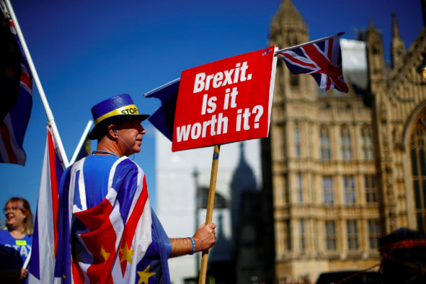 Brexit: Dublín cree que el plan de Johnson "no es congruente" con los acuerdos de paz