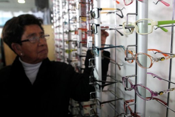 Ópticas ganaron batalla en el TC: podrán incorporar profesionales que prescriban anteojos