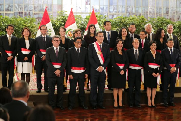 Perú: Martín Vizcarra da a conocer su nuevo gabinete
