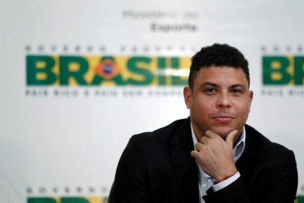 Ronaldo quiere ser también "el fenómeno" en la bolsa e invierte con dos futbolistas más en España