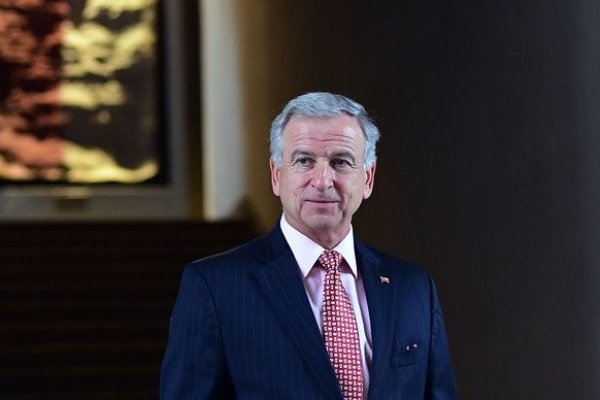 Ministro Larraín por dichos de Swett: "Nosotros creemos que los fondos son para pensiones"