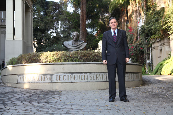 Palacio Bruna: CNC dice que evalúa arrendar, vender o alquilar con opción de compra