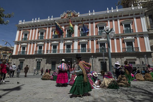 Los riesgos del modelo económico de Evo Morales que impulsó a Bolivia