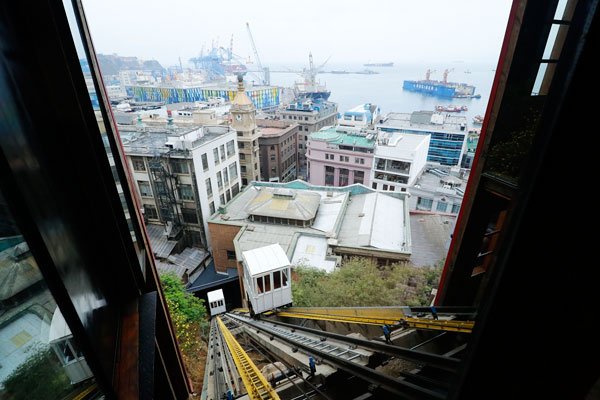 <p>Contraloría investigará licitación de ascensores de Valparaíso</p>