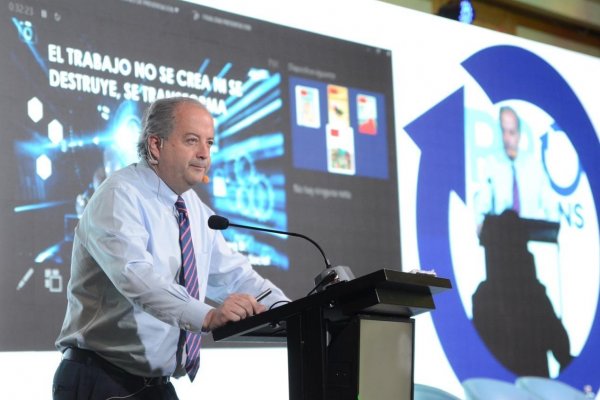 <p>Monckeberg y el proyecto de 40 horas: "El apoyo ha ido cayendo"</p>