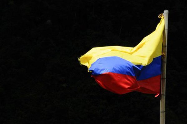 Tribunal constitucional de Colombia echa pie atrás a reforma tributaria que ya estaba implementada