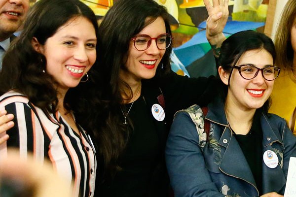 Gradualidad y hora de colación: los temas con los que la DC busca reforzar su apoyo a las 40 horas