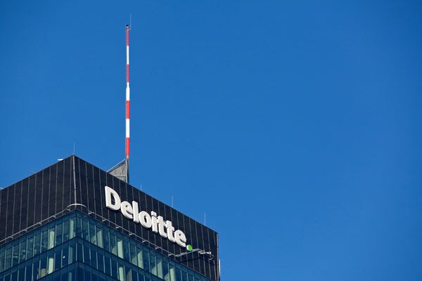 Deloitte es una de las firmas asesoras de la Asociación de Bancos. Foto: Bloomberg