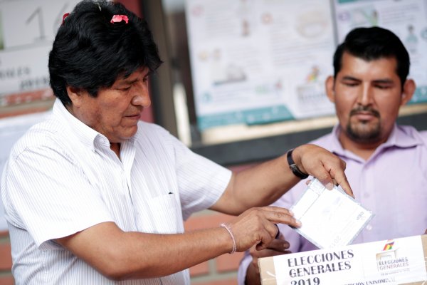 A Evo Morales no le bastó: se mediría con Carlos Mesa en segunda vuelta