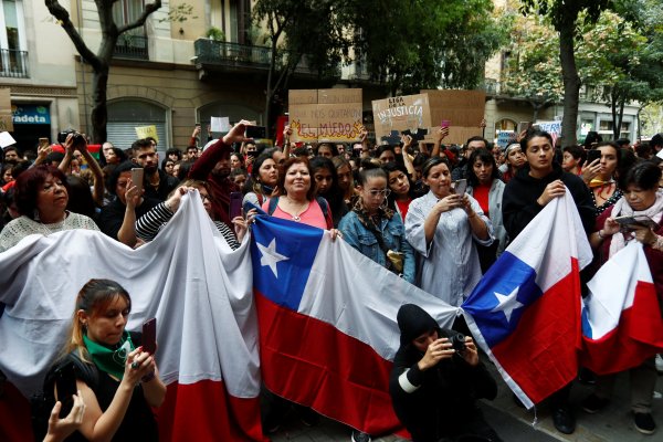 JPMorgan sobre crisis en Chile: advierte alza de inflación, menor actividad económica y mayor recorte de tasas