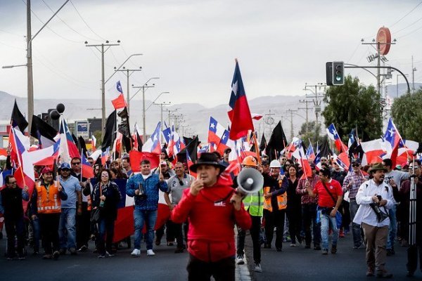 Duro llamado de la CUT y organizaciones sindicales a huelga general