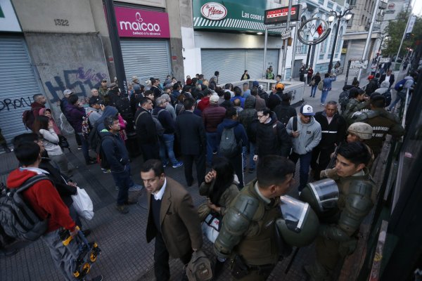 <p>Metro informa cierre de otras tres estaciones en Línea 1 por disturbios</p>