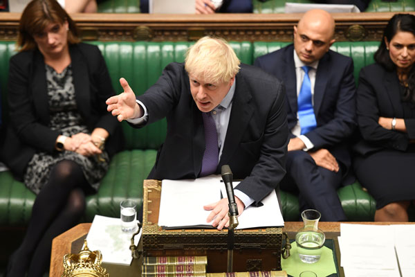 La Cámara de los Comunes rechazó el “acelerado” itinerario propuesto por el primer ministro. Foto: Reuters