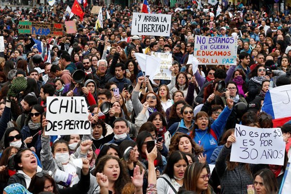 Chile es quizá el mejor ejemplo de desigualdad de la riqueza y alto costo de la vida. Foto: Reuters