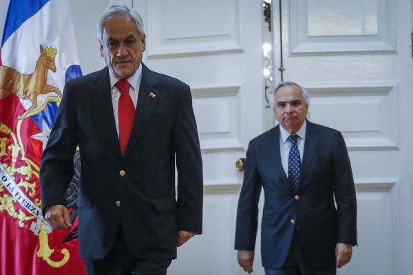 La calle hizo caer a Chadwick, el ministro más poderoso de los gobiernos de Piñera