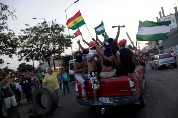 Evo Morales amenaza con cercar ciudades de Bolivia si continúan las protestas
