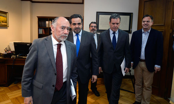 Flores, Quintana, Harboe y Walker se reunieron ayer. Foto: Agencia Uno