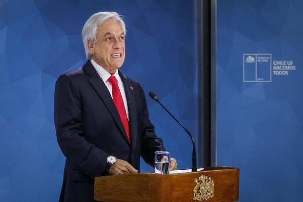 Piñera y cambio a la Constitución: "No descarto ninguna reforma estructural"
