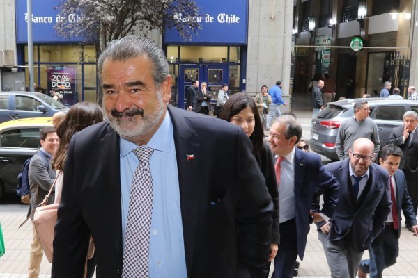 Luksic entra al debate constitucional: "No creo que una nueva Constitución hoy resuelva los problemas reales de las personas"