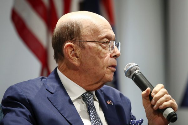 Fase uno de acuerdo comercial con China va bien, aseguró el Secretario Comercio de EEUU