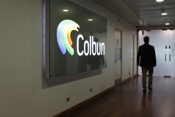 Colbún analiza impacto de ley que congela tarifas