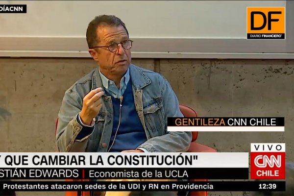 <p>Sebastián Edwards: "Pérez Cruz y su furia... ese es el resumen del maltrato que la élite le ha dado a la población"</p>