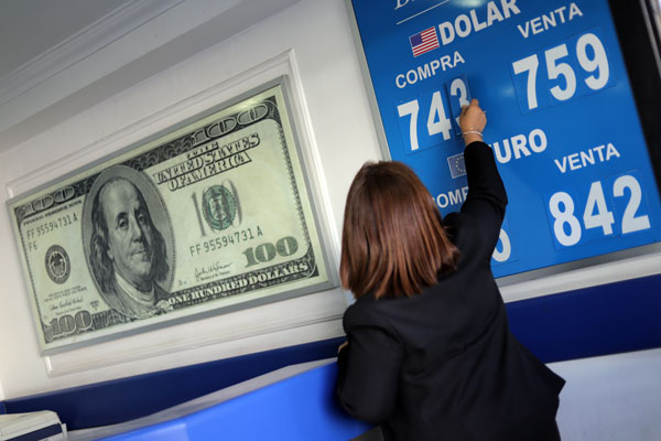 Conflicto social, alza del dólar y crisis argentina: las respuestas de las empresas a inversionistas