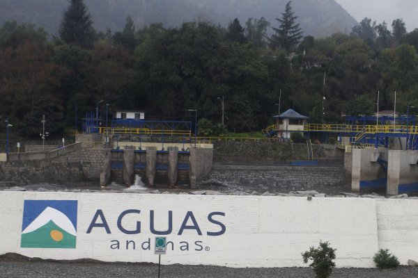 Las obras que realiza la sanitaria para aumentar su seguridad hídrica en la zona de Pirque tienen un 90% de avance.