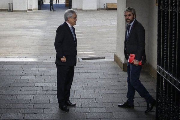 La trastienda de La Moneda en medio de las negociaciones para el acuerdo constitucional