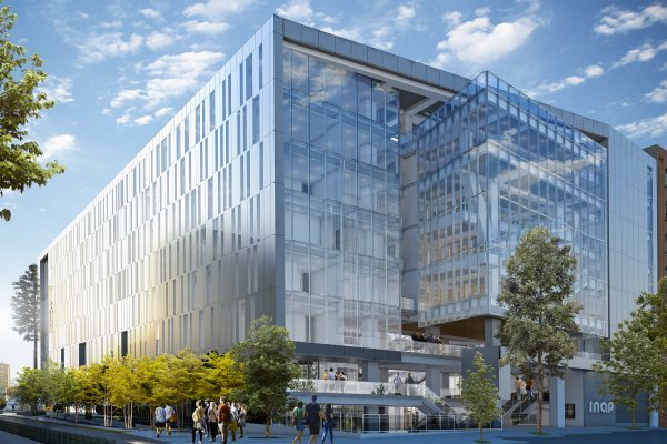Manifestaciones y saqueos paralizan construcción de emblemático proyecto de la U. de Chile