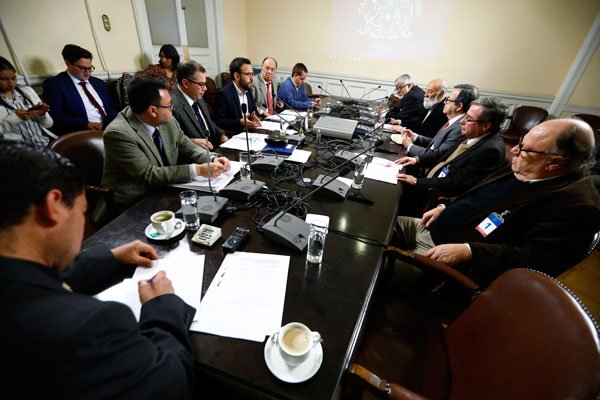 El 14 de marzo se acordó crear la comisión investigadora por los denominados medidores inteligentes. Foto: Camara de Diputados