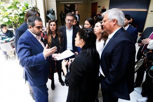 Pensiones: diputados de la comisión de Trabajo rechazan negociaciones de senadores
