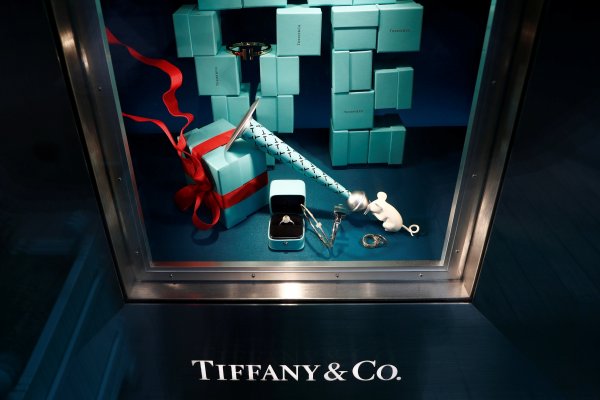 Tiffany, conocida por su célebre caja azul, cobró fama por la película Breakfast at Tiffany’s, protagonizada por Audrey Hepburn. Foto: Reuters
