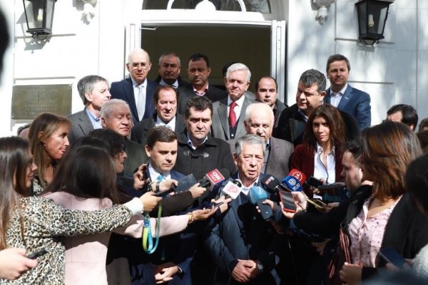 Grandes empresarios y trabajadores hacen urgente llamado a restituir el orden público