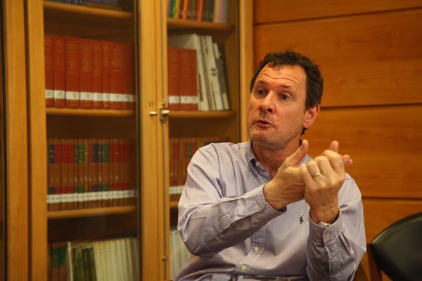 Jóvenes y mujeres: los más afectados por la reducción de jornada