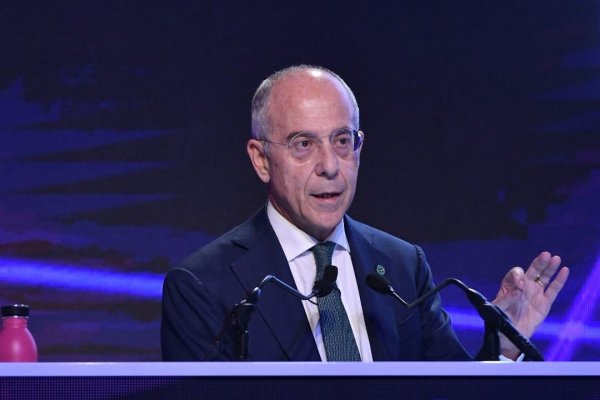 Enel eleva inversión en Chile pese a crisis social y valora proceso constitucional