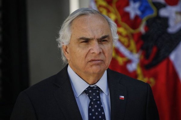 Diputados aprueban acusación constitucional en contra de exministro Chadwick