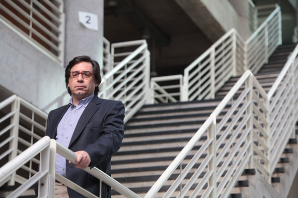 Larraín plantea crear fondos inmobiliarios para “reconstruir las zonas vandalizadas”